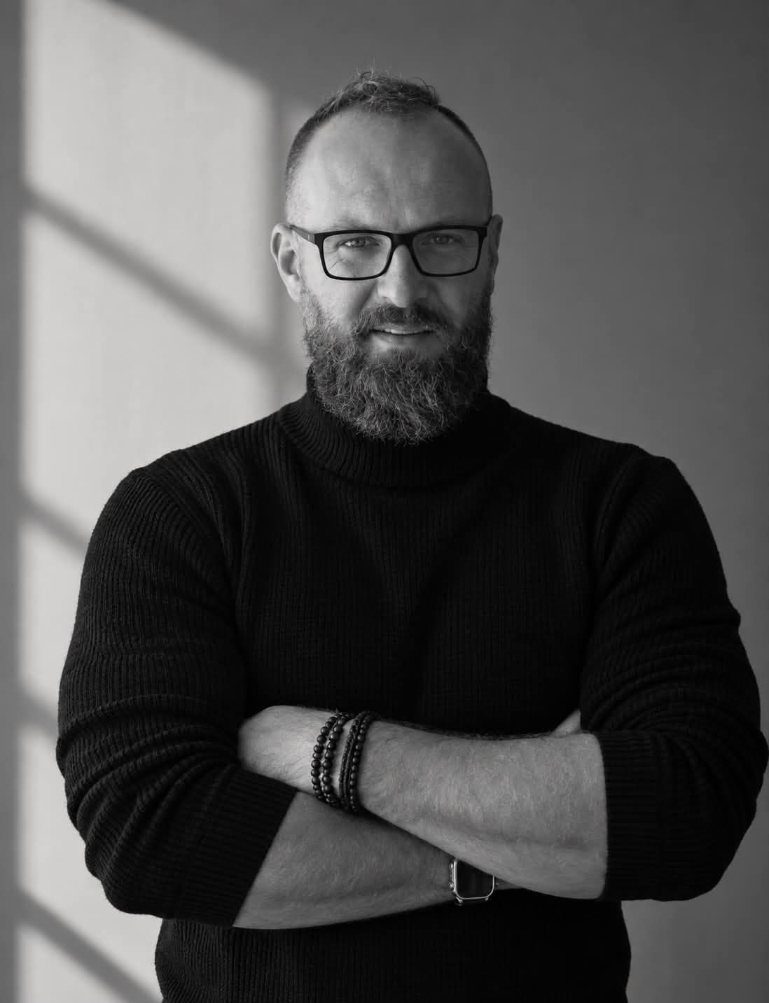 Miloš Novák — portrétní fotografie